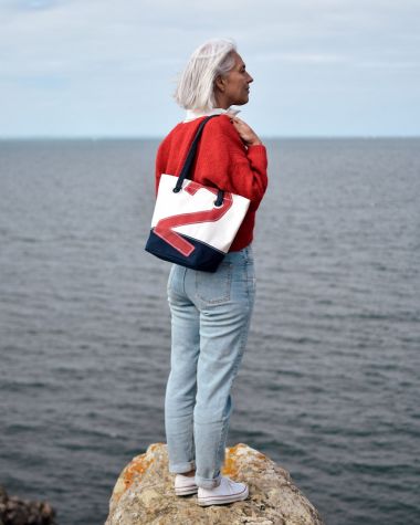 Handtasche Legende · Marineblau und rot